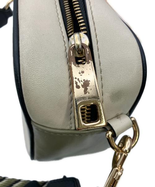 MARC JACOBS（マークジェイコブス）MARC JACOBS (マークジェイコブス) ショルダーバッグ ベージュ×ブラックの古着・服飾アイテム