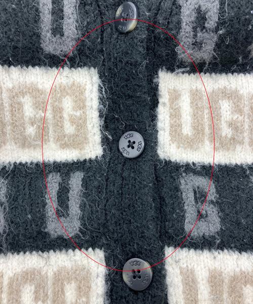 UGG（アグ）UGG (アグ) Graphic Logo Cardigan ブラック×ホワイト サイズ:Mの古着・服飾アイテム