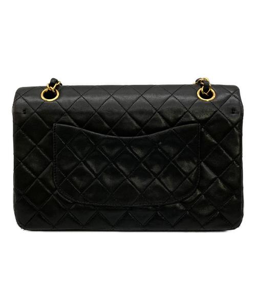 CHANEL（シャネル）CHANEL (シャネル) Wフラップチェーンショルダーバッグ  マトラッセ25　3438018 ブラック×ゴールドの古着・服飾アイテム