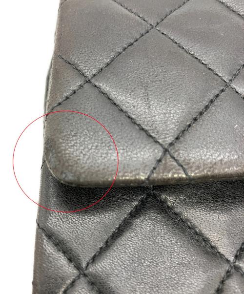 CHANEL（シャネル）CHANEL (シャネル) Wフラップチェーンショルダーバッグ  マトラッセ25　3438018 ブラック×ゴールドの古着・服飾アイテム