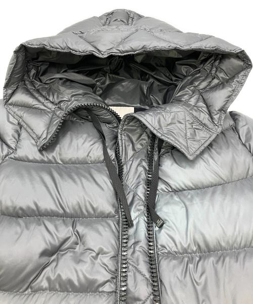 MONCLER（モンクレール）MONCLER (モンクレール) ダウンコート　SUYEN　GIUBBOTTO グレー サイズ:Mの古着・服飾アイテム