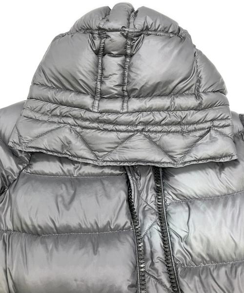MONCLER（モンクレール）MONCLER (モンクレール) ダウンコート　SUYEN　GIUBBOTTO グレー サイズ:Mの古着・服飾アイテム