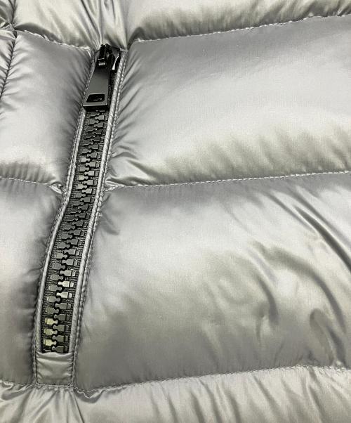 MONCLER（モンクレール）MONCLER (モンクレール) ダウンコート　SUYEN　GIUBBOTTO グレー サイズ:Mの古着・服飾アイテム