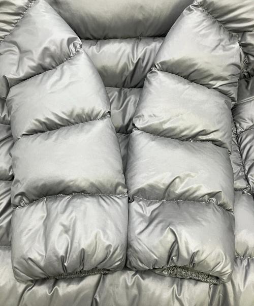 MONCLER（モンクレール）MONCLER (モンクレール) ダウンコート　SUYEN　GIUBBOTTO グレー サイズ:Mの古着・服飾アイテム