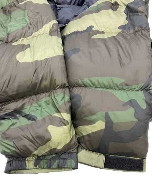 THE NORTH FACE（ザ ノース フェイス）THE NORTH FACE (ザ ノース フェイス) ダウンジャケット Novelty Nuptse Jacket ブラック×グリーン サイズ:Lの古着・服飾アイテム