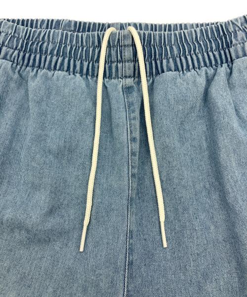 adidas（アディダス）adidas (アディダス) デニムパンツ　ファイヤーバード トラックパンツ スカイブルー サイズ:Mの古着・服飾アイテム