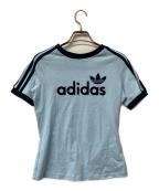 adidasアディダス）の古着「半袖カットソー リニア グラフィック カリ半袖Tシャツ」｜ブルー