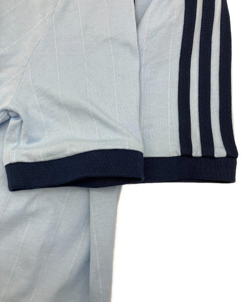 adidas（アディダス）adidas (アディダス) 半袖カットソー リニア グラフィック カリ半袖Tシャツ ブルー サイズ:J Lの古着・服飾アイテム
