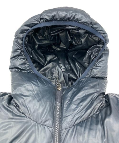 THE NORTH FACE（ザ ノース フェイス）THE NORTH FACE (ザ ノース フェイス) ダウンジャケット ネイビー×ブラック サイズ:Mの古着・服飾アイテム