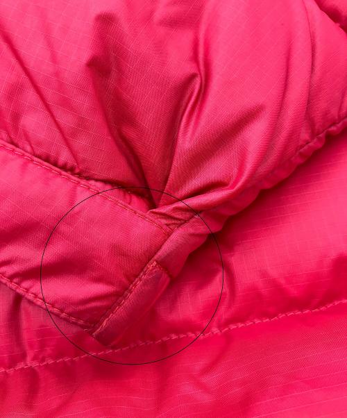 THE NORTH FACE（ザ ノース フェイス）THE NORTH FACE (ザ ノース フェイス) 700フィルパワーの高品質ダウンジャケット レッド×ブラック サイズ:Sの古着・服飾アイテム