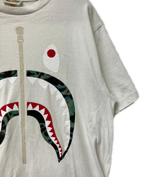 BAPE BY A BATHING APE（ベイプバイアベイシングエイプ）BAPE BY A BATHING APE (ベイプバイアベイシングエイプ) 半袖カットソー ホワイト サイズ:Ｍの古着・服飾アイテム
