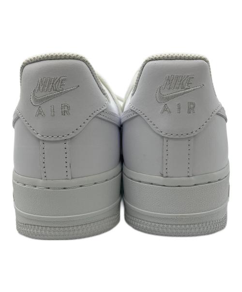 NIKE（ナイキ）NIKE (ナイキ) スニーカー AIR FORCE 1 LOW '07 ホワイト サイズ:cm 24.5の古着・服飾アイテム