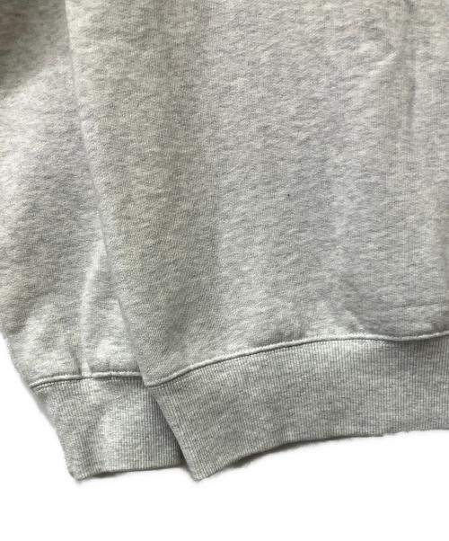Carhartt WIP（カーハート ワーク イン プログレス）Carhartt WIP (カーハート ワーク イン プログレス) 裏起毛パーカー グレー サイズ:Ｓの古着・服飾アイテム
