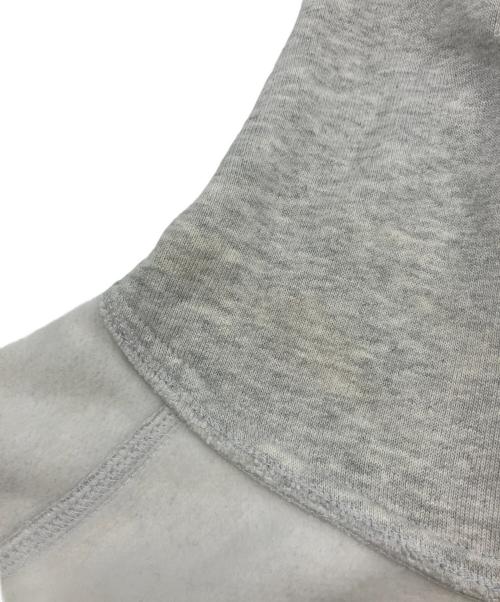 Carhartt WIP（カーハート ワーク イン プログレス）Carhartt WIP (カーハート ワーク イン プログレス) 裏起毛パーカー グレー サイズ:Ｓの古着・服飾アイテム
