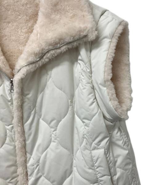 CASA FLINE（カーサフライン）CASA FLINE (カーサフライン) キルティングボアリバーシブルベスト ホワイト サイズ:Fの古着・服飾アイテム