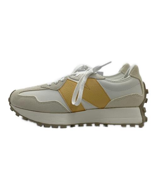 NEW BALANCE（ニューバランス）NEW BALANCE (ニューバランス) ローカットスニーカー New Balance 327 ホワイト サイズ:25 JPNの古着・服飾アイテム