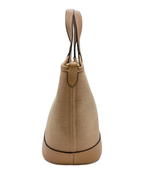 COACH（コーチ）COACH (コーチ) COACH　ハンナ バケット バッグ・ホース アンド キャリッジ　ハンドバッグ ベージュの古着・服飾アイテム