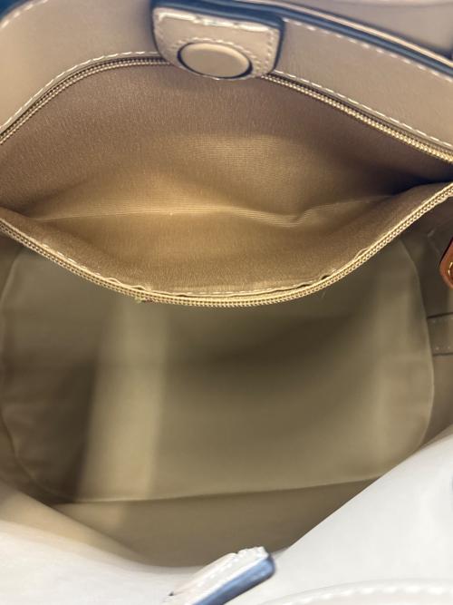 COACH（コーチ）COACH (コーチ) COACH　ハンナ バケット バッグ・ホース アンド キャリッジ　ハンドバッグ ベージュの古着・服飾アイテム