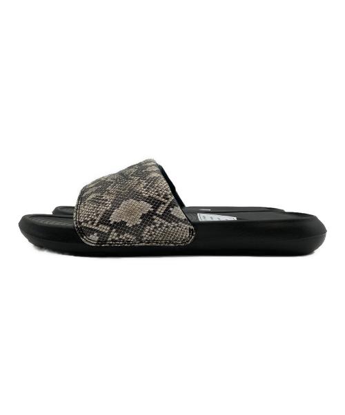 NIKE（ナイキ）NIKE (ナイキ) サンダル VICTORI ONE SLIDE パイソン柄 サイズ:cm 24の古着・服飾アイテム