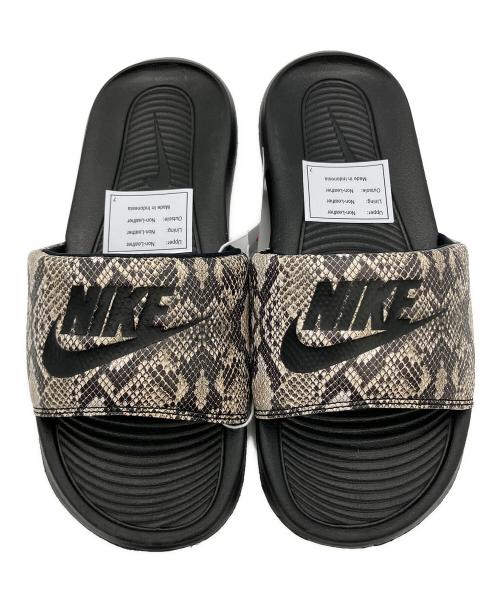 NIKE（ナイキ）NIKE (ナイキ) サンダル VICTORI ONE SLIDE パイソン柄 サイズ:cm 24の古着・服飾アイテム