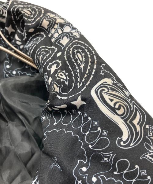 uaboni（ユアボニ）uaboni (ユアボニ) ダウンジャケット　ペイズリ― ブラック サイズ:SIZE 48の古着・服飾アイテム