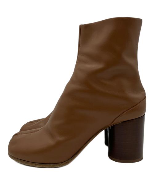 Maison Margiela（メゾンマルジェラ）Maison Margiela (メゾンマルジェラ) ショートブーツ タビブーツ ブラウン サイズ:38の古着・服飾アイテム