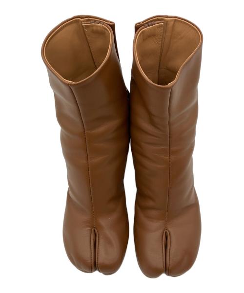 Maison Margiela（メゾンマルジェラ）Maison Margiela (メゾンマルジェラ) ショートブーツ タビブーツ ブラウン サイズ:38の古着・服飾アイテム