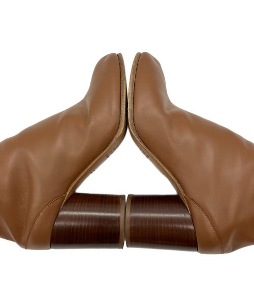 Maison Margiela（メゾンマルジェラ）Maison Margiela (メゾンマルジェラ) ショートブーツ タビブーツ ブラウン サイズ:38の古着・服飾アイテム