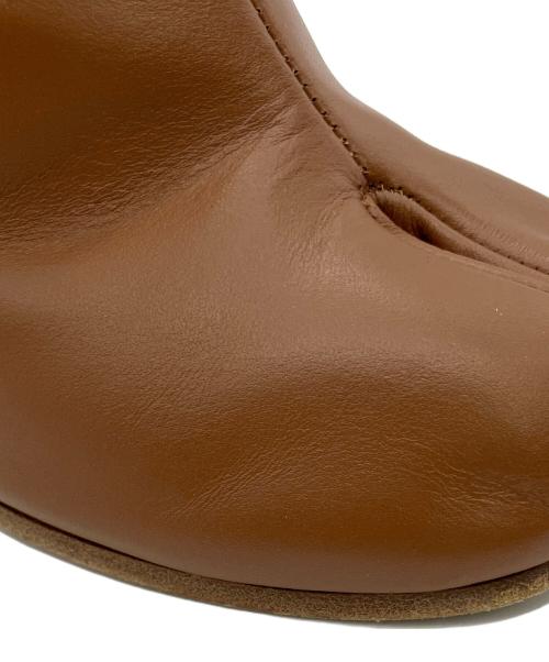 Maison Margiela（メゾンマルジェラ）Maison Margiela (メゾンマルジェラ) ショートブーツ タビブーツ ブラウン サイズ:38の古着・服飾アイテム