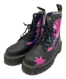 Dr.Martens×LOVEIS WISE（ドクターマーチン×ライブイズ・ワイズ）の古着「ショートブーツ　JADON for PRIDE」｜ブラック