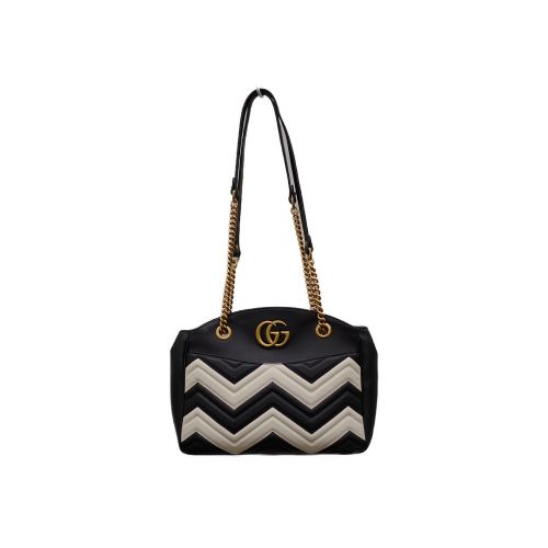 GUCCI（グッチ）GUCCI (グッチ) チェーントートバッグ ブラック×ホワイト GGマーモント 443501 レザー 493075の古着・服飾アイテム
