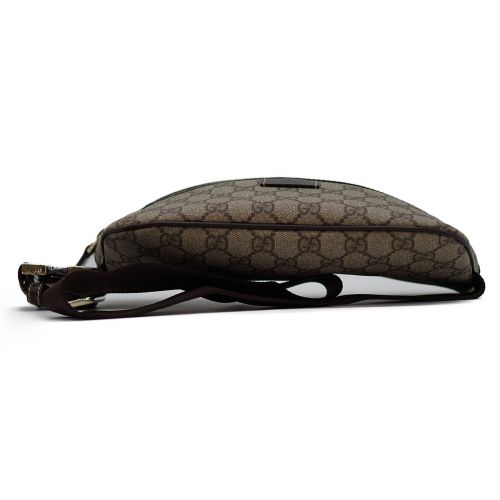 GUCCI（グッチ）GUCCI (グッチ) ウエストバッグ ベージュ GGプラス 233269 イタリア製 520981の古着・服飾アイテム