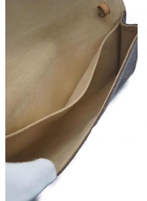 LOUIS VUITTON（ルイ ヴィトン）LOUIS VUITTON (ルイ ヴィトン) ポシェット ブラウン サイズ:GM モノグラム M51852 FL0031の古着・服飾アイテム