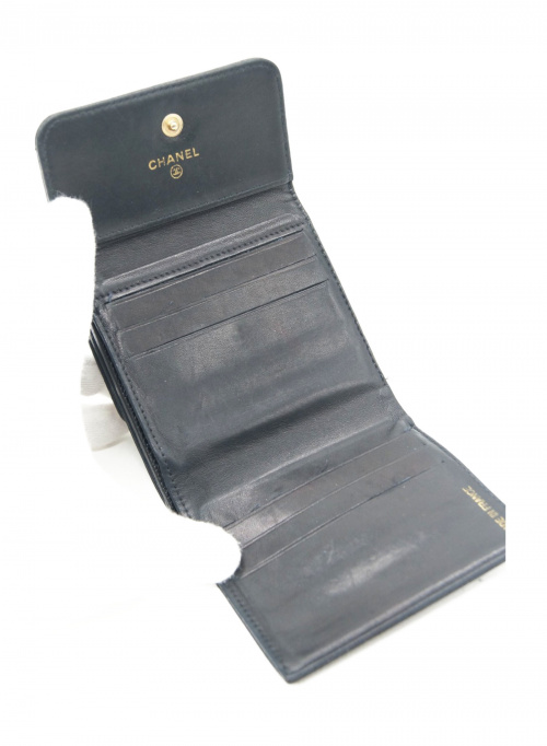 CHANEL（シャネル）CHANEL (シャネル) 3つ折り財布 ブラック サイズ:- キャビアスキン 7817850の古着・服飾アイテム