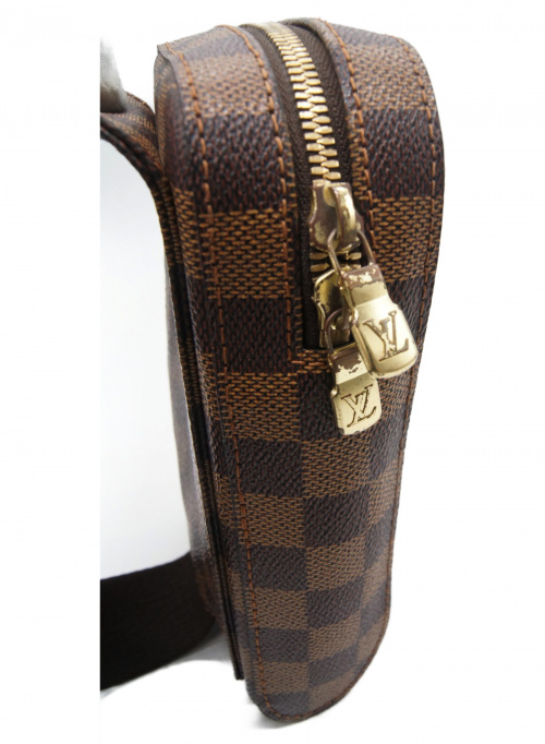 LOUIS VUITTON（ルイ ヴィトン）LOUIS VUITTON (ルイ ヴィトン) ボディーバッグ ブラウン サイズ:- ダミエ N51994 CA0023の古着・服飾アイテム