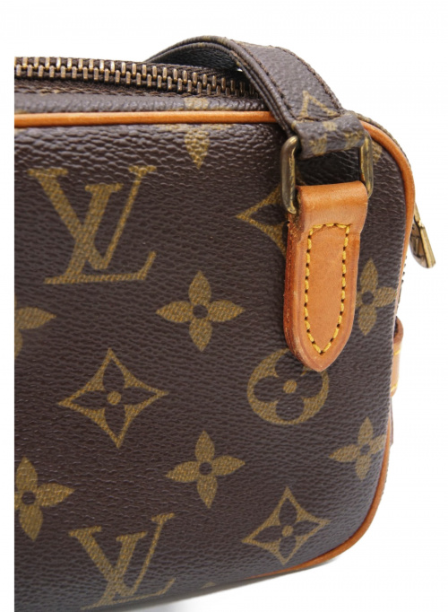 LOUIS VUITTON（ルイ ヴィトン）LOUIS VUITTON (ルイ ヴィトン) ショルダーポーチ ブラウン サイズ:- モノグラム M51828 864THの古着・服飾アイテム