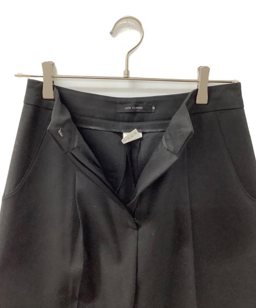 LOW CLASSIC（ロウクラシック）LOW CLASSIC (ロウクラシック) バルーンタックパンツ ブラック サイズ:Mの古着・服飾アイテム