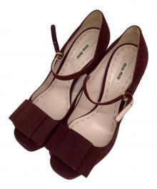 MIU MIU（ミュウミュウ）の古着「オープントゥ・ストラップスェードパンプス」｜ボルドー