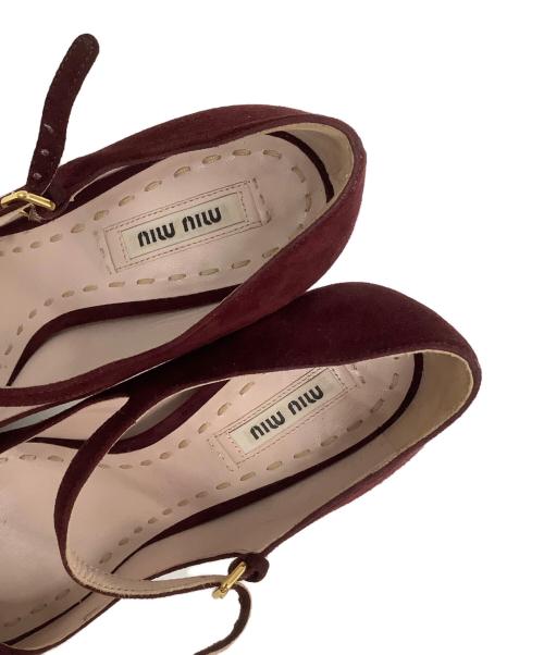 MIU MIU（ミュウミュウ）MIU MIU (ミュウミュウ) オープントゥ・ストラップスェードパンプス ボルドー サイズ:371/2の古着・服飾アイテム