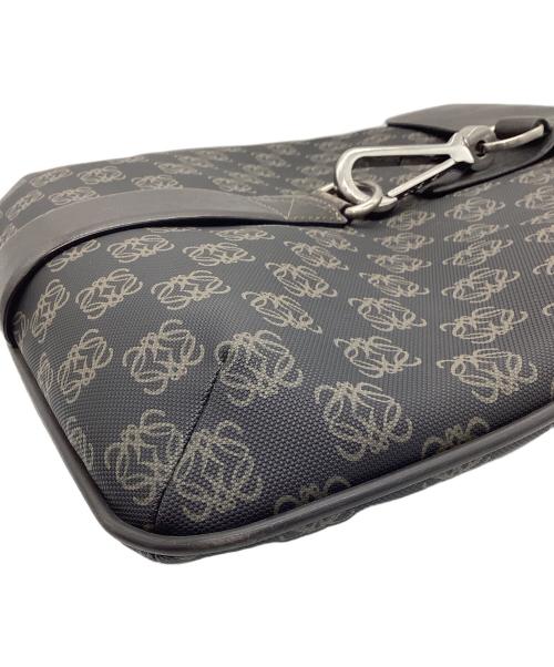 LOEWE（ロエベ）LOEWE (ロエベ) ショルダーバッグの古着・服飾アイテム