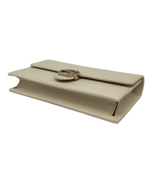 GUCCI（グッチ）GUCCI (グッチ) インターロッキングGチェーンショルダーウォレット ホワイトの古着・服飾アイテム