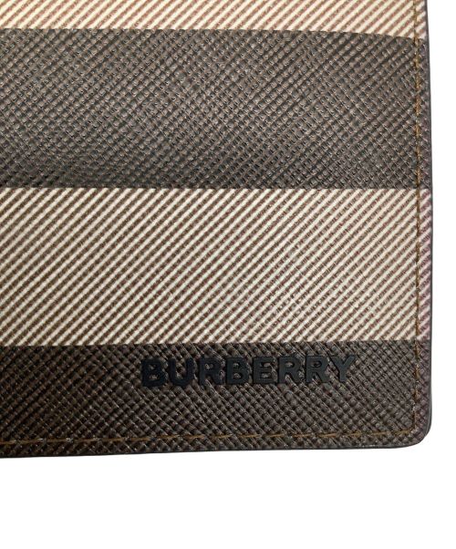 BURBERRY（バーバリー）BURBERRY (バーバリー) REG CC BILL8 ダークバーチブラウン 未使用品の古着・服飾アイテム