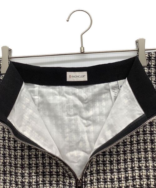 MONCLER（モンクレール）MONCLER (モンクレール) フロントジップ ツイード スカート ブラック サイズ:40の古着・服飾アイテム