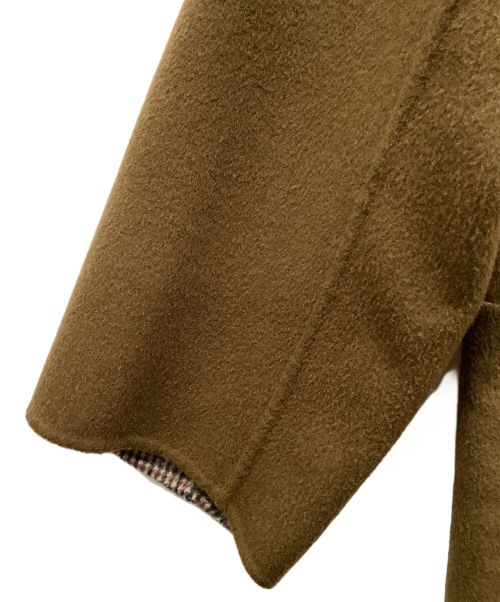 6(ROKU) BEAUTY&YOUTH（ロク ビューティーアンドユース）6(ROKU) BEAUTY&YOUTH (ロク ビューティーアンドユース) REVER SEWING GOWN COAT/コート ブラウン サイズ:36の古着・服飾アイテム