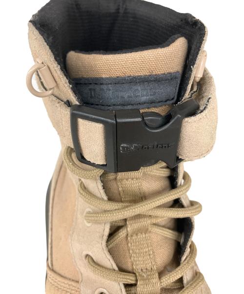 Dr.Martens（ドクターマーチン）Dr.Martens (ドクターマーチン) レースアップブーツ ベージュ サイズ:UK8の古着・服飾アイテム