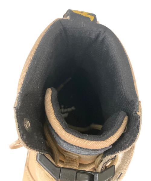 Dr.Martens（ドクターマーチン）Dr.Martens (ドクターマーチン) レースアップブーツ ベージュ サイズ:UK8の古着・服飾アイテム