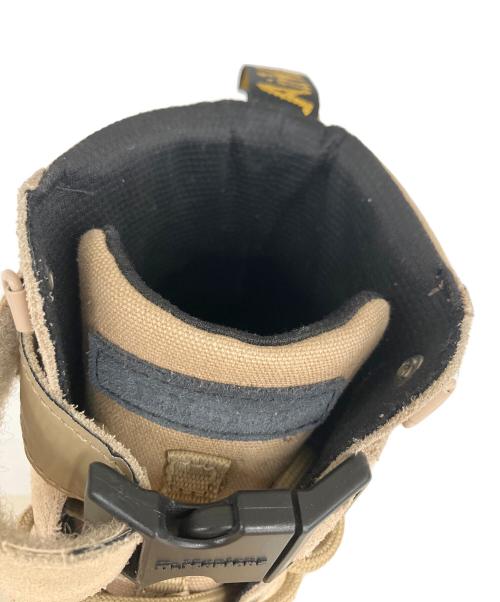 Dr.Martens（ドクターマーチン）Dr.Martens (ドクターマーチン) レースアップブーツ ベージュ サイズ:UK8の古着・服飾アイテム