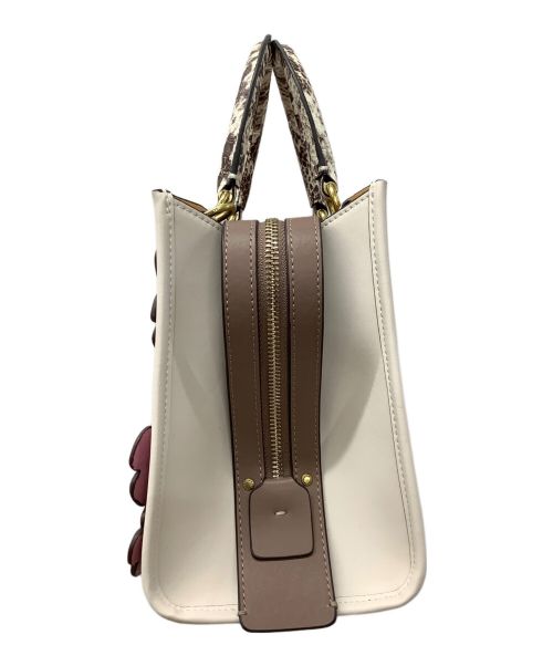 COACH（コーチ）COACH (コーチ) ローグ 25 カラーブロック ウィズ ティー ローズ アンド スネークスキン ディテール ベージュの古着・服飾アイテム