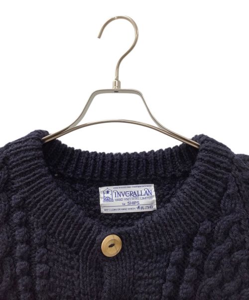 INVERALLAN（インバーアラン）INVERALLAN (インバーアラン) SHIPS (シップス) 4A ARAN CARDIGAN ネイビー サイズ:Freeの古着・服飾アイテム