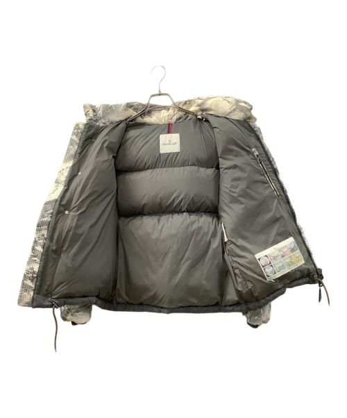 MONCLER（モンクレール）MONCLER (モンクレール) スノーマウンテン EVETTES ベージュ×グレー サイズ:1の古着・服飾アイテム